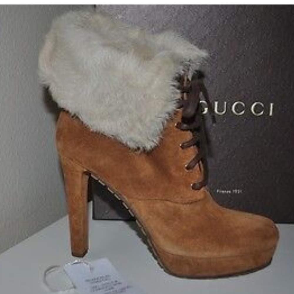 ✨💎GUCCI Suede Fur Platform Ankle Boot ✨💎